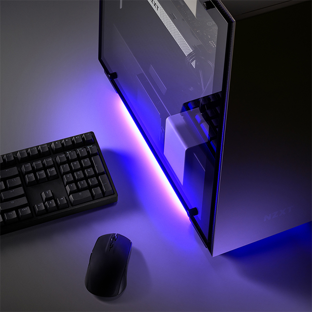 Kit de Iluminacion NZXT HUE 2 Led Strips RGB Mediano, AH-2UGKK-A1