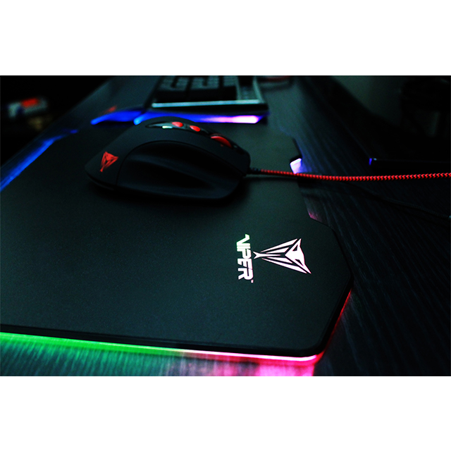 Mousepad Viper RIgid, Chico, Iluminacion LED, 350 x 240 x 3 - PV160UXK 