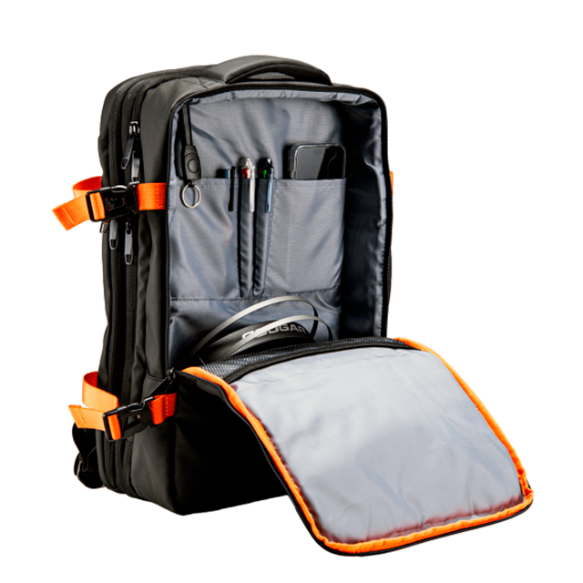 Mochila COUGAR Vanguard para Laptop de hasta 17.3", 25–30 L Expandible, Resistente al Agua, Ergonómica, Puerto USB-A, Negro – 3MVANNXB.0001